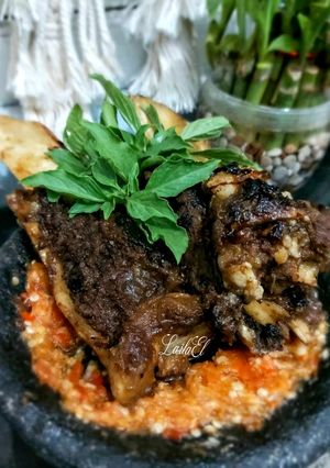 Foto resep Iga Bakar Penyet Sambel Bawang