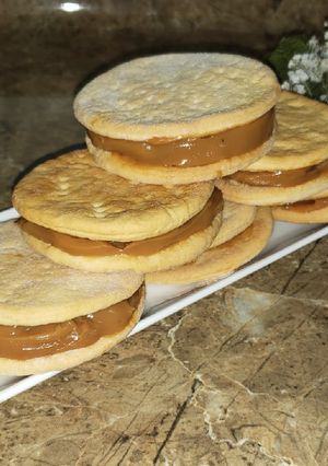 Una foto de Alfajor de hojarasca