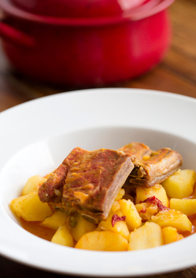 Una foto de Patatas guisadas con costillas