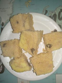 Una foto de Pan de maíz dulce de microondas con ciruela (vegetariano) 🐶