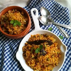Veg schezwan pulao A picture of Veg schezwan pulao.