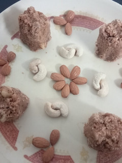 અડદિયા(Adadiya Recipe in Gujarati) રેસીપી મુખ્ય ફોટો