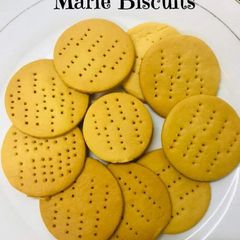 A picture of Marie Biscuits.