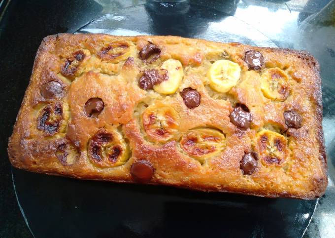 Choco chip banana bread