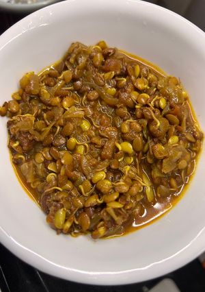 A picture of Sprouted horse gram masala.