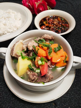 Langkah Mudah untuk Menyiapkan Resep Sop tulang sapi yang Menggugah Selera Anti Ribet, Lezat Sekali