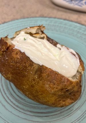 A picture of 🥔 Baked potato 🥔.