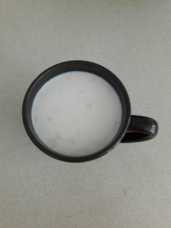 Una foto de Avena con leche