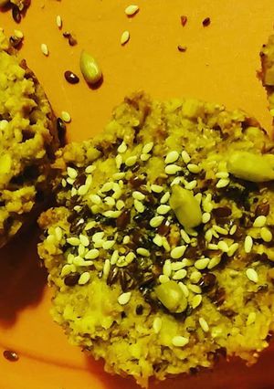 Una foto de Muffins vegano;banana, pera, avena y harina integral 😋