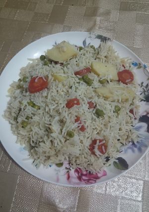 A picture of Vegetable Pulao.