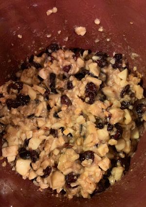 A picture of Cranberry-Apple Casserole.