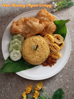 Foto resep Nasi Kuning Ayam Crispy