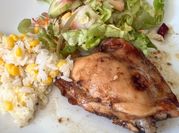 Una foto de pollo miel limon