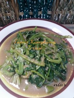 Foto resep Tumis Kangkung Terasi