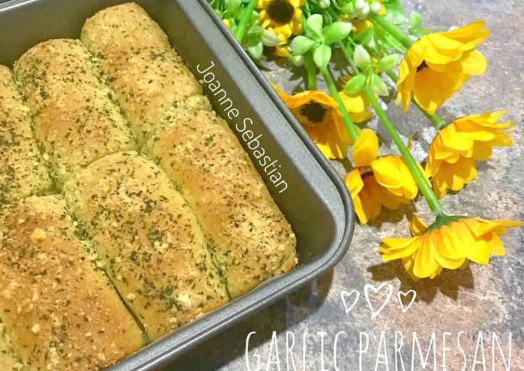 Resep Garlic Parmesan Dinner Rolls Oleh Joanne Sebastian Cookpad