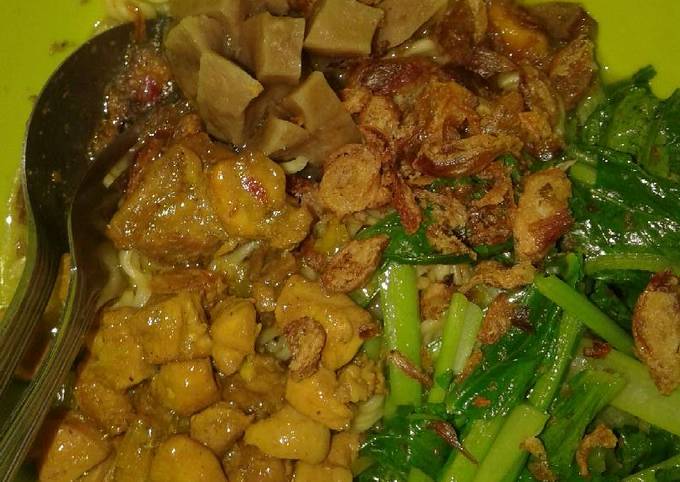 Mie Ayam Mudah, Praktis dan Enakkkk! Tanpa Vetsin