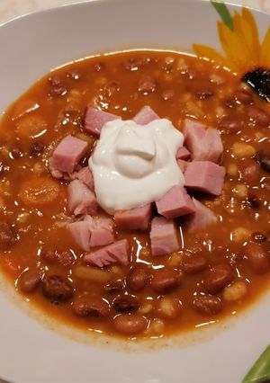 Bableves füstölt hússal (kuktában) recept fotója