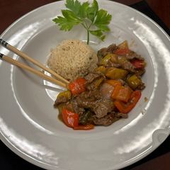 A picture of Classic Chinese Pepper Steak.