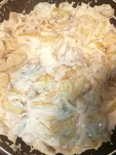 Una foto de Patatas semi-carbonara