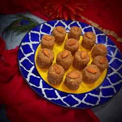 A picture of Urad dal pinnie.
