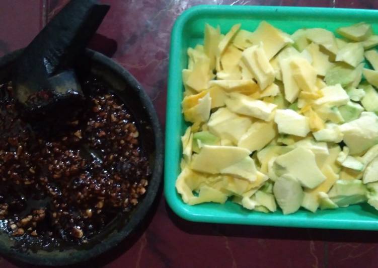 Resep Rujak Mangga Sambal Kacang Anti Gagal