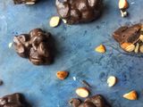 Almond rocks