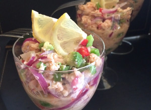Una foto de Ceviche de salmón ahumado 👌🏻