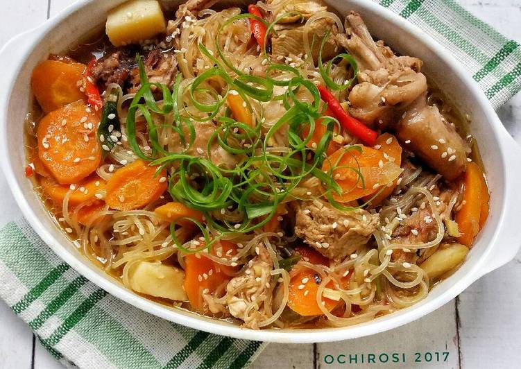 Cara Menyiapkan Dakjjim 닭찜 yang Bikin Ngiler