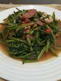 Tumis kangkung hidroponik tauco medan, ayam giling & beef salami