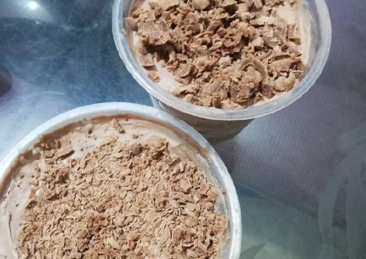 How to Prepare Favorite Chocolate ice-cream