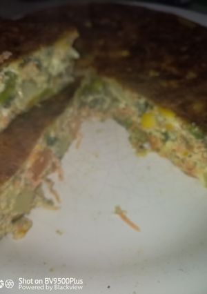 Una foto de Tortilla de verduras recicladas