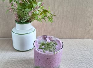 Foto resep Mixed Berries Lassi Matcha