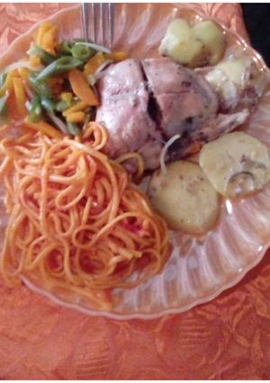Una foto de Pollo al horno a las finas hierbas con papá