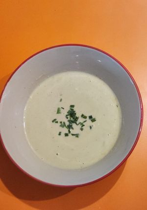 A picture of Throw away - asparagus Soup - Made from Leftovers.