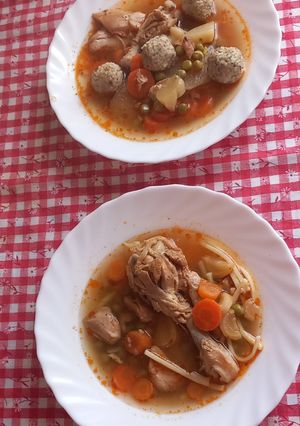 1927.Borsó raguleves csirke hússal ! recept fotója