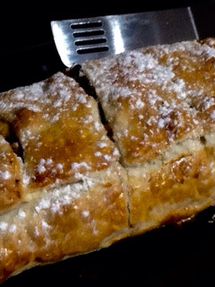 Una foto de Strudel de manzana