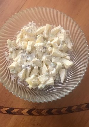 Una foto de Ensalada tradicional de manzana 🍎