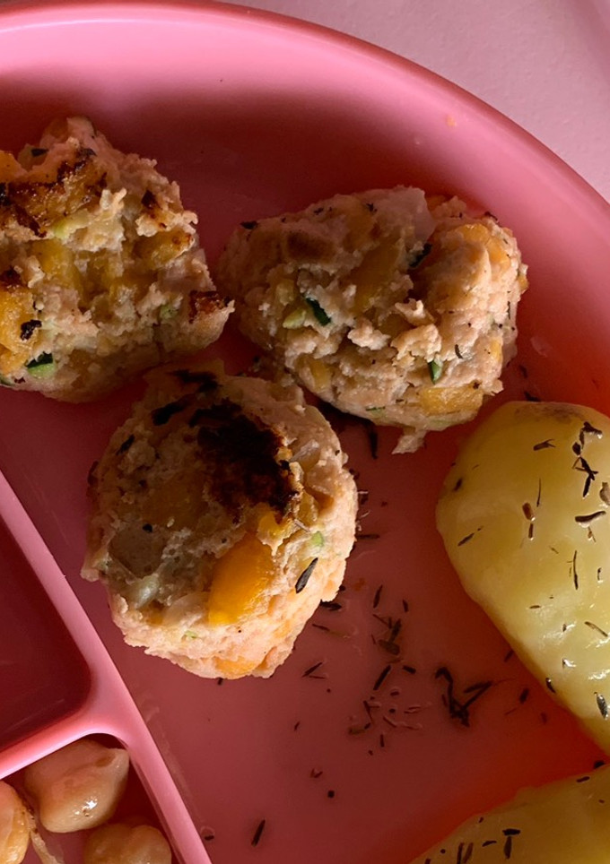 Una foto de Albóndigas de salmón BLW IDEAS