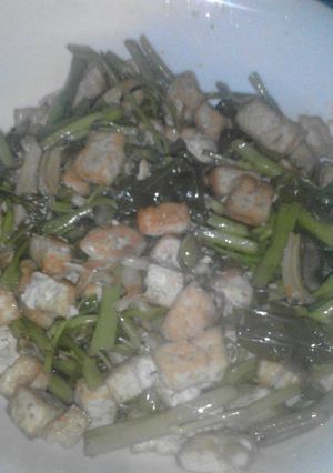Foto resep Tumis kangkung, daun ginseng+tahu