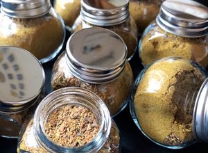Foto resep Bubuk Empal Gentong Homemade (bumbu kari) untuk Hampers Lebaran