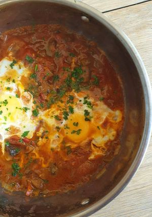 A picture of Shakshuka.