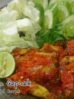 Foto resep Ayam geprek SIMPEL