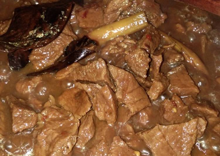 Semur daging empuk dalam 30 menit saja