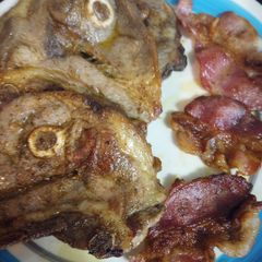A picture of Lamb Shoulder Chops.