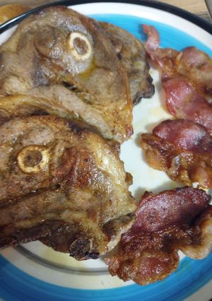 A picture of Lamb Shoulder Chops.