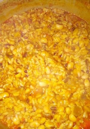 A picture of Porrage Rice and beans.