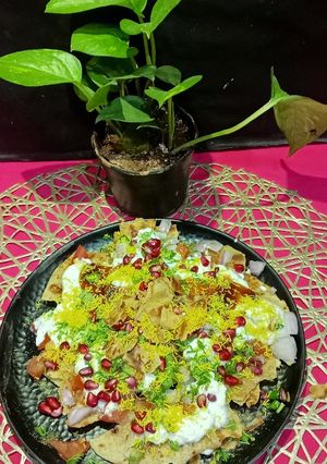 A picture of Crispy chatpata Leftover Rori Chaat.