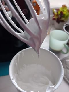 Una foto de Técnica facilísima de merengue suizo