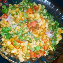 A picture of Macroni chat.