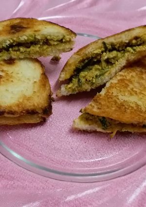 A picture of Chicken Mince Toasted Sandwich.
